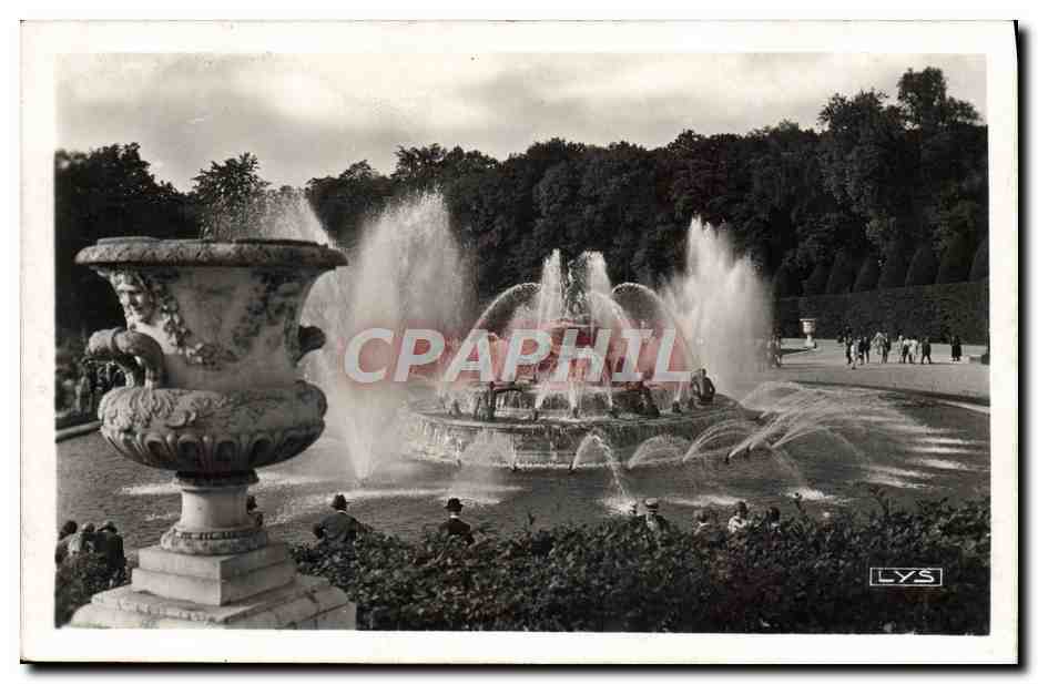 CPA Versailles Le bassin de Latone Grandes eaux 