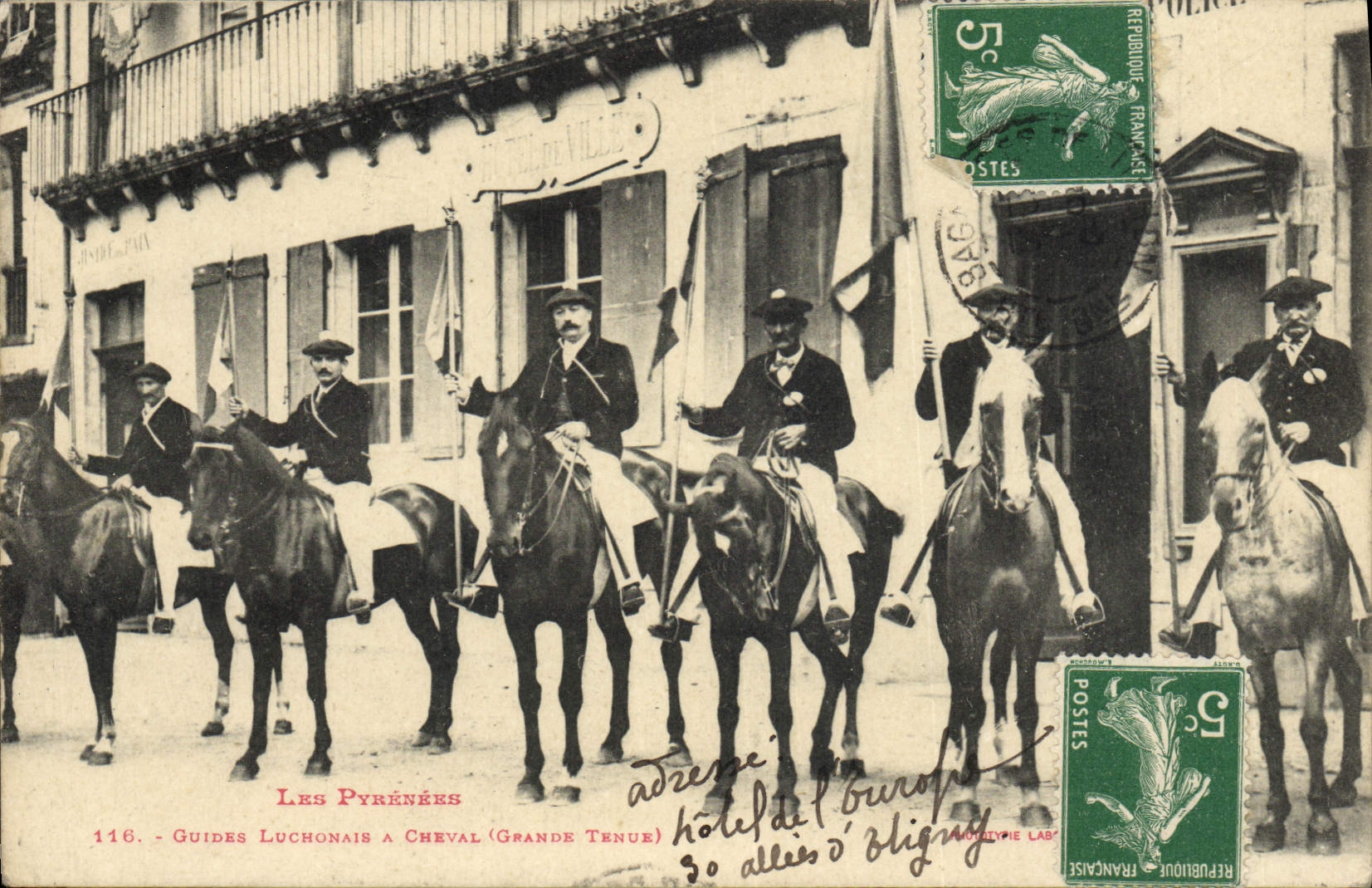 Les Pyrénées — Guides Luchonnais à Cheval (Grande Tenue) — Éditeur Laboureur, n° 116