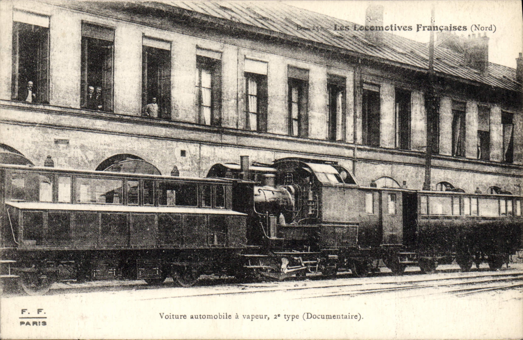 CPA Train Locomotive Voiture automobile a vapeur 