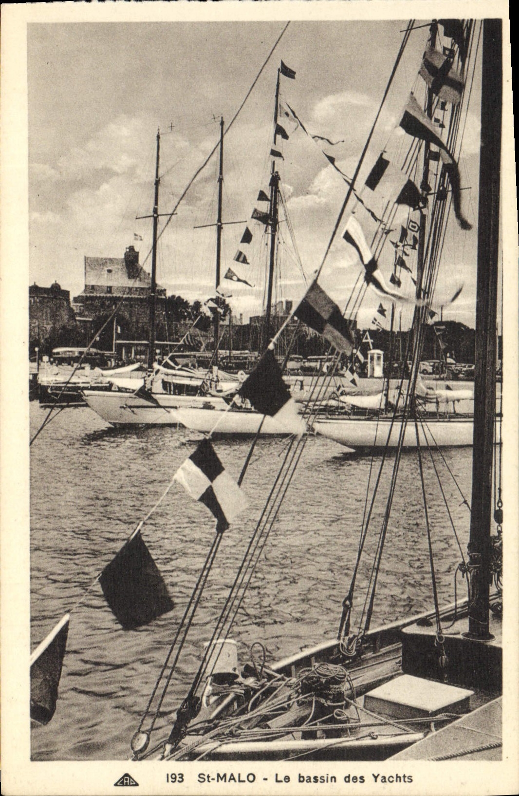 St-Malo — Le bassin des Yachts — ARB, n° 193