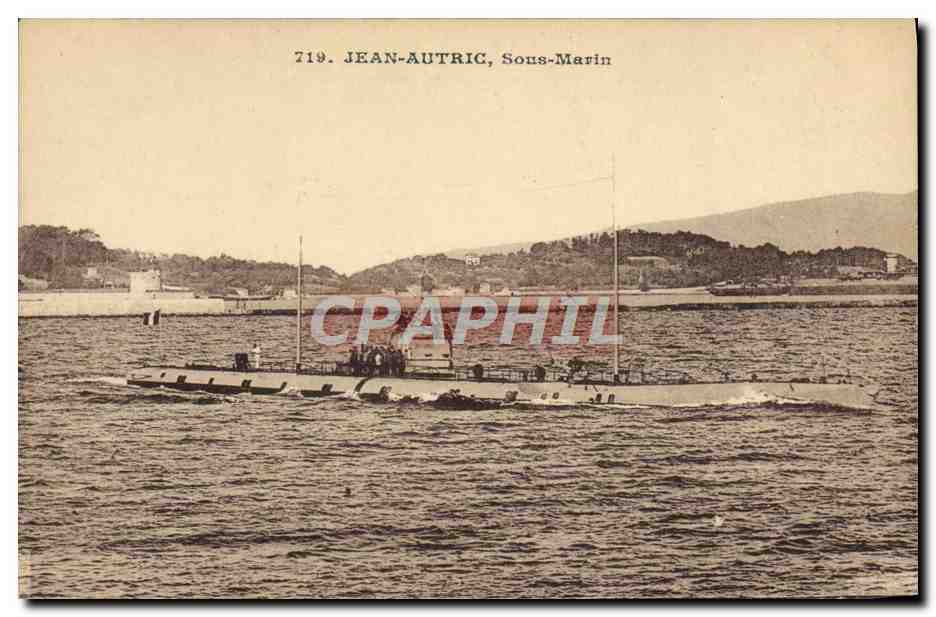CPA Bateau de guerre Jean Autric Sous-marin