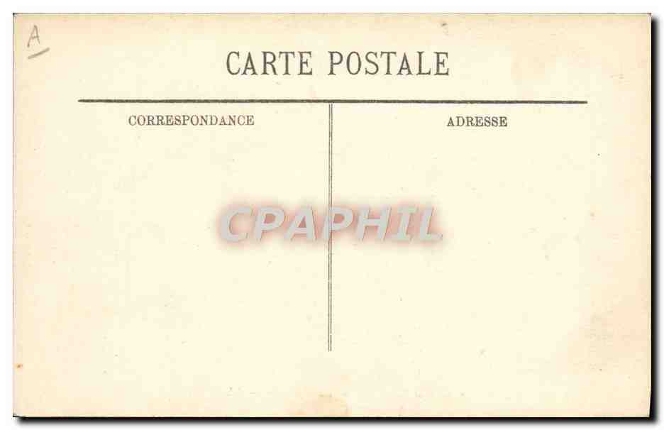 CPA Bateau de guerre Sous-marin effectuant une plongee — Verso