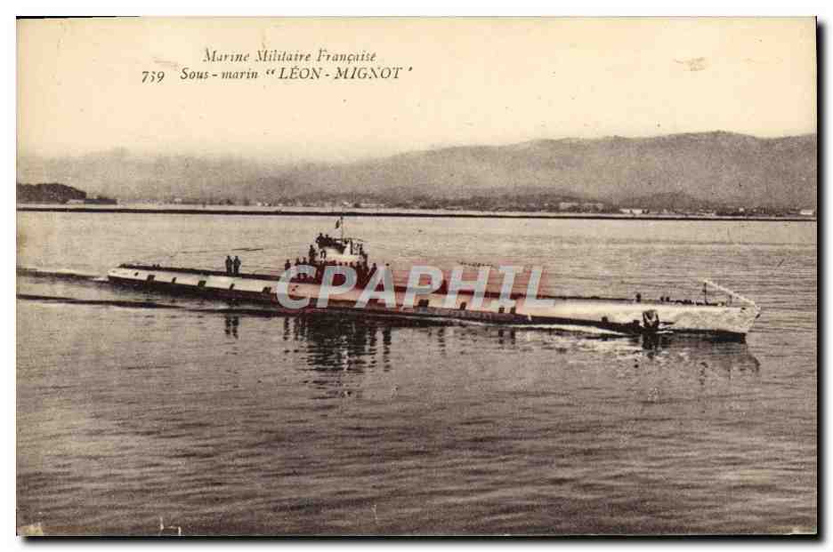 CPA Bateau de guerre Leon Mignot Sous-marin