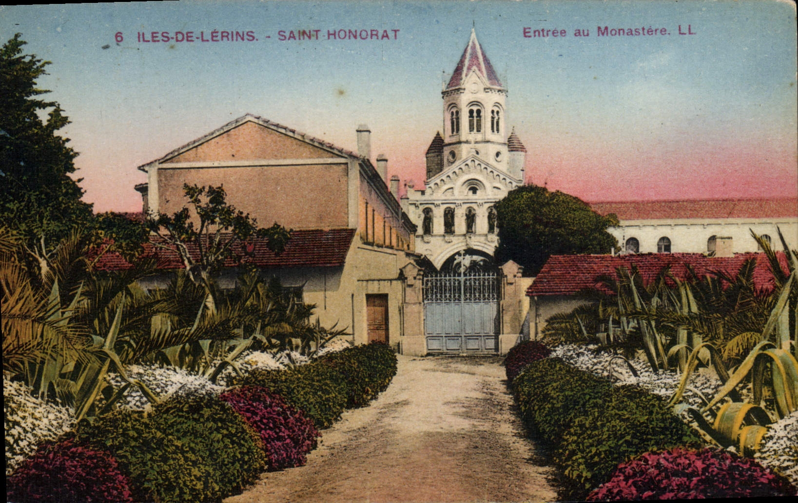 CPA Iles De Lerins Saint Honorat Entree Au Monastere