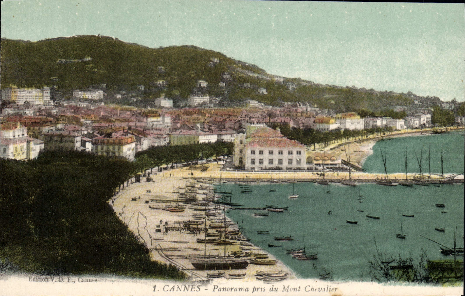 CPA Cannes Panorama Pres Du Mont Chevalier Bateaux