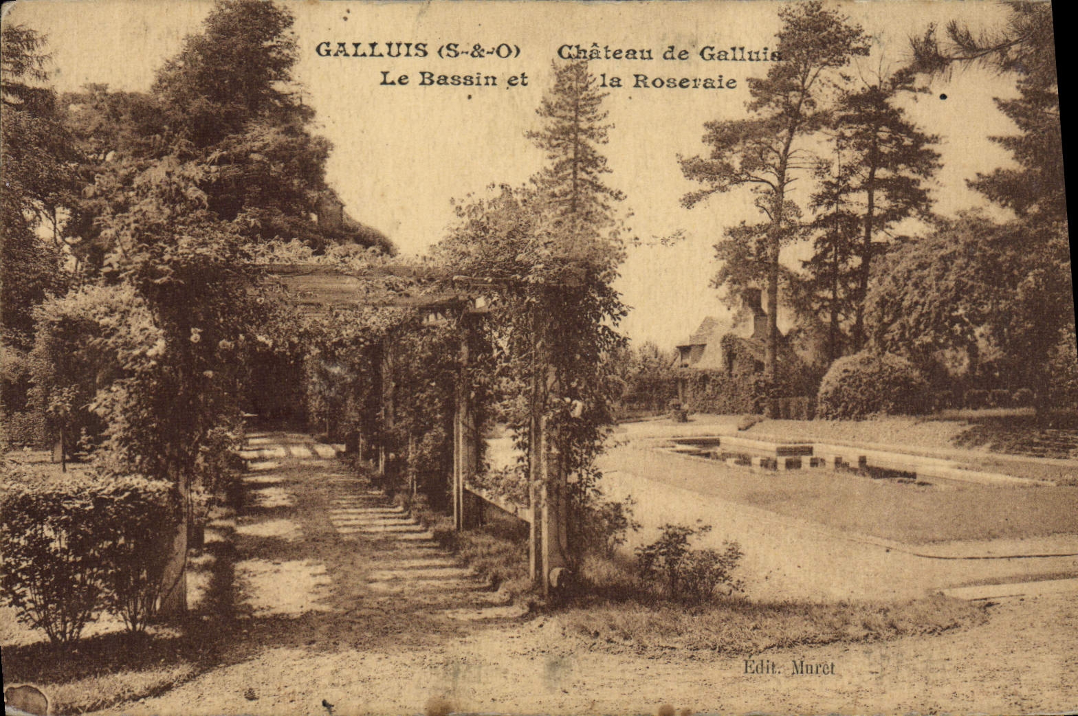 Galluis (S-&-O) — Le Bassin et la Roseraie — Edit. Muret