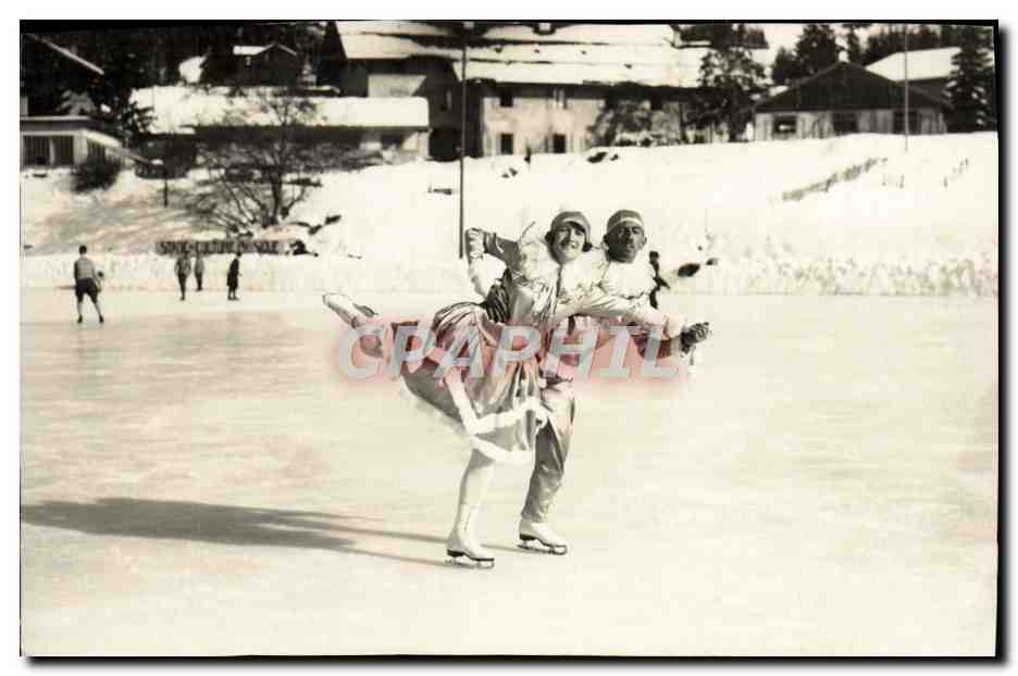 CARTE PHOTO Sports d'hiver Patinage 