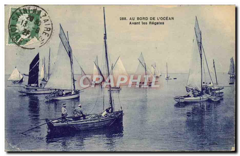 CPA Bateau Voilier Au bord de l'ocean Avant les regates