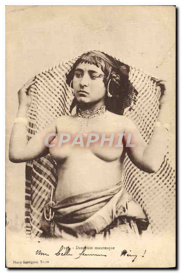 CPA Nu erotique Femme Danseuse mauresque