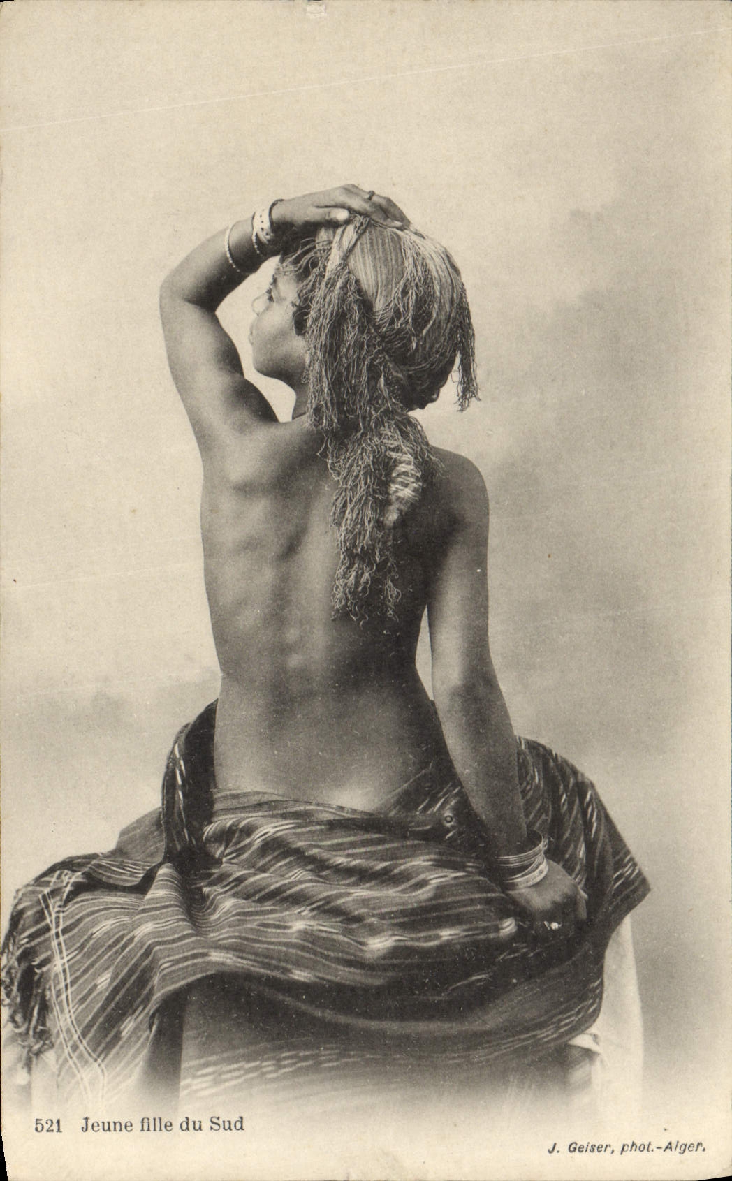 CPA Nu erotique Femme Jeune fille du Sud 