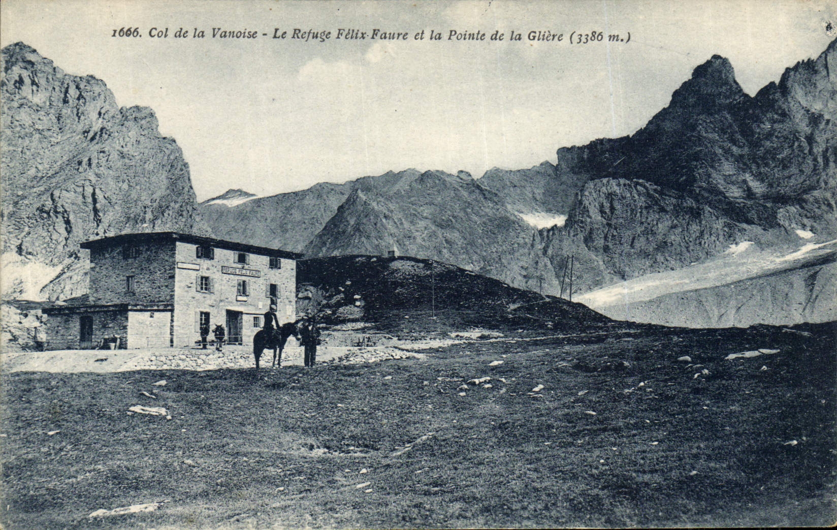 Col de la Vanoise — Le Refuge Félix-Faure et la Pointe de la Glière (3386 m.) — F. de Migieu, Éditeur, Chambéry