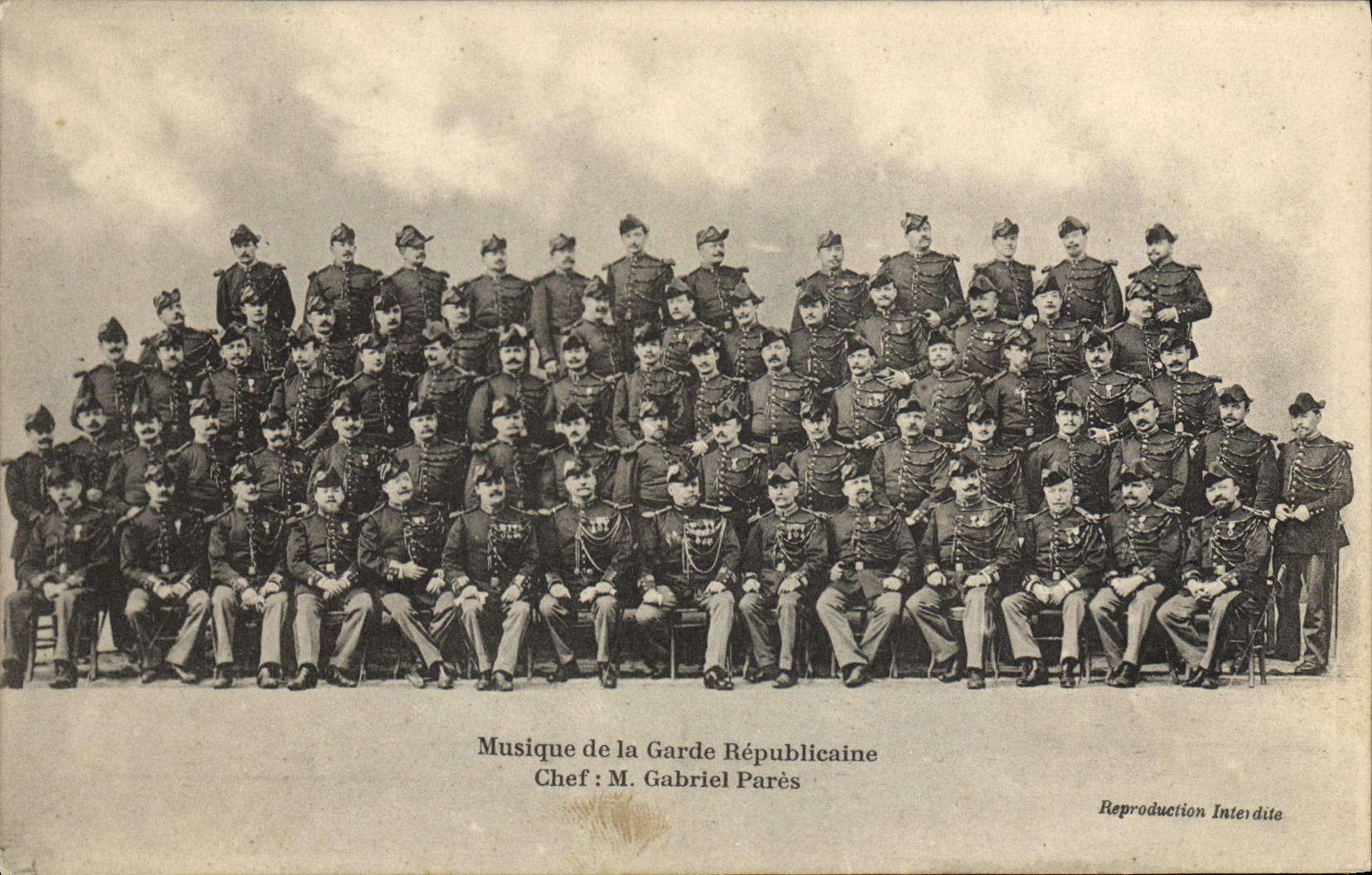 Musique de la Garde Républicaine — Chef : M. Gabriel Parès — Imp. Photo. Chalay-le-Roi