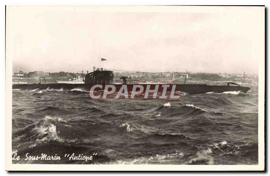 CPA Bateau de guerre Sous-marin Antiope
