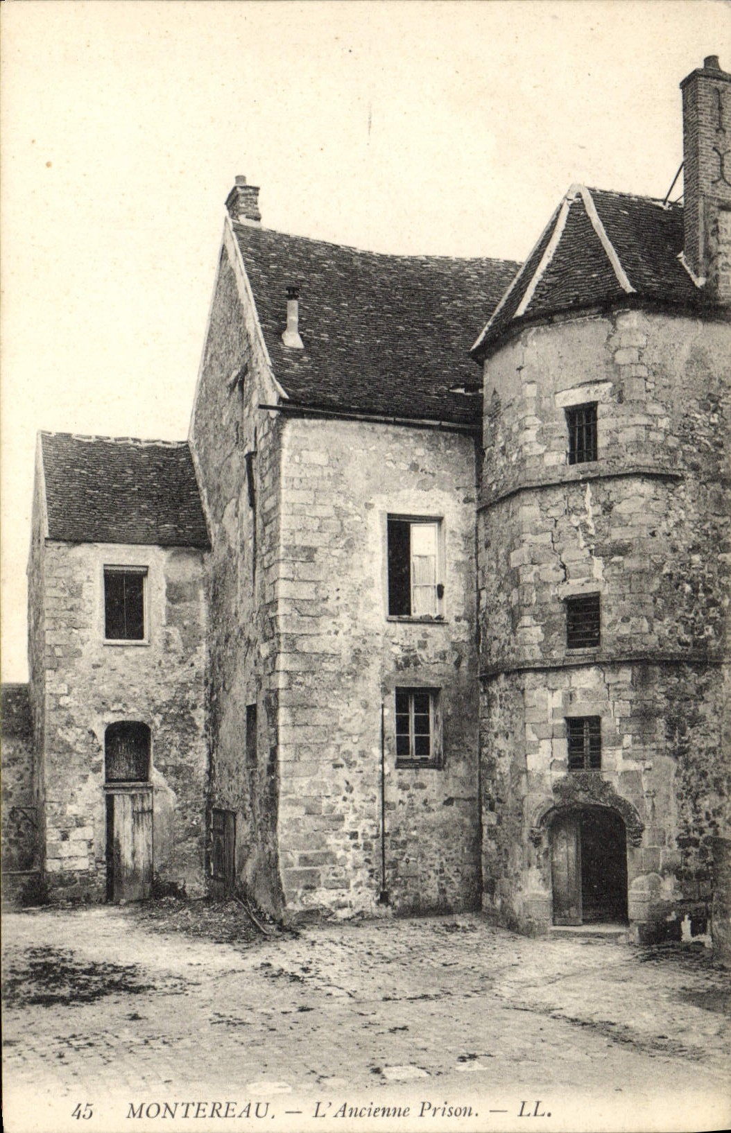 Montereau - L'Ancienne Prison — LL. - Anverso