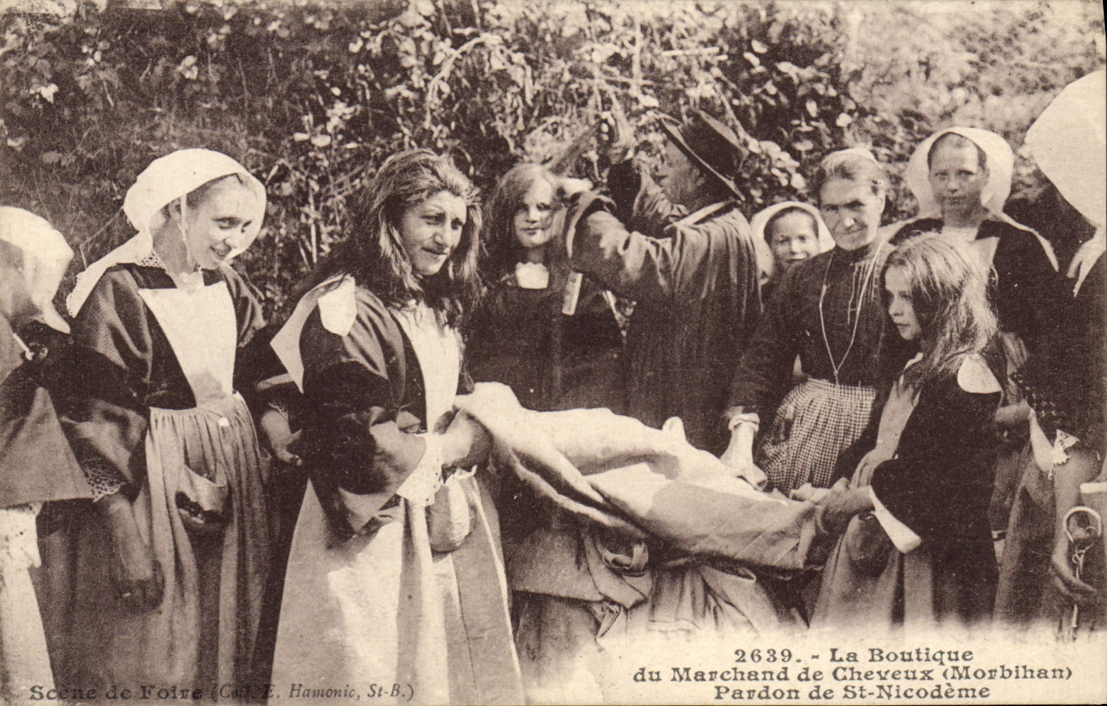 Scène de Foire — La Boutique du Marchand de Cheveux (Morbihan) — Café E. Hamonie, St-B.