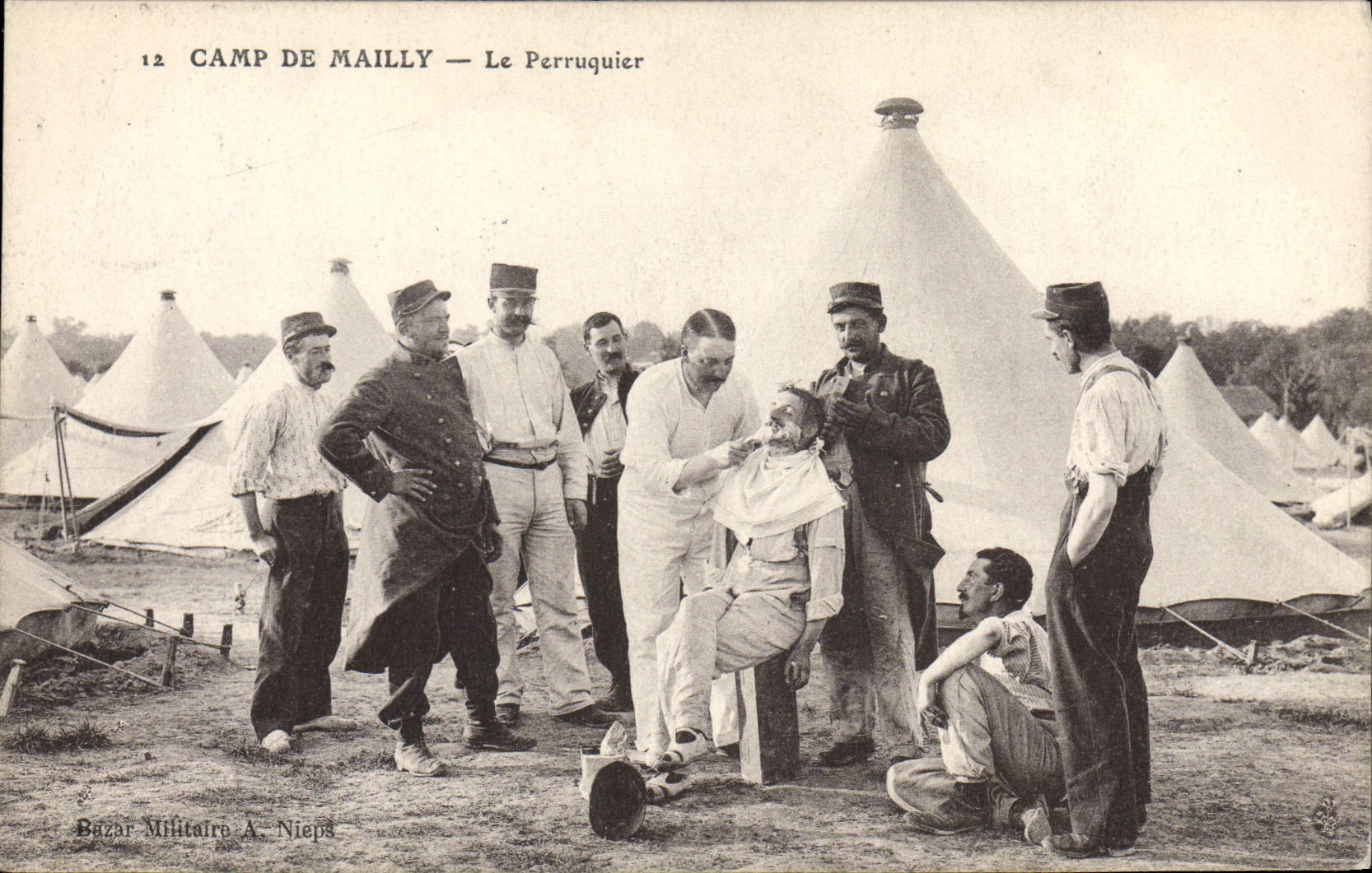 Campamento de Mailly — El Peluquero — Bazar Militar A. Nieps