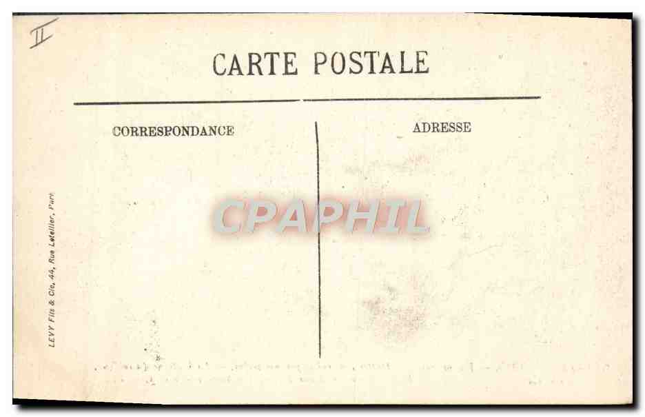 Argonne — Hutte costruite dai nostri soldati. La bottega del parrucchiere. — Vise Paris n° 526 — Verso