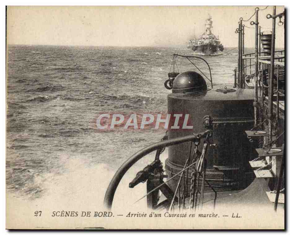 CPA Bateau Guerre Arrivee d'un cuirasse en marche 