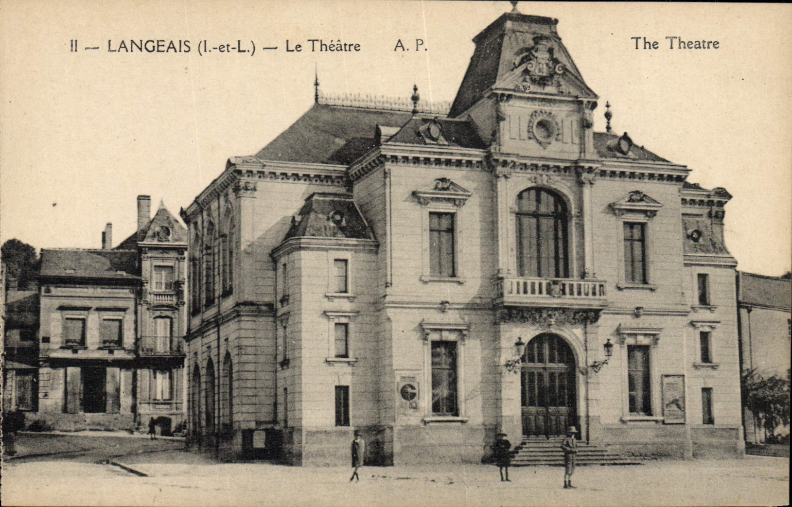 Langeais (Loir-et-Cher) — Le Théâtre — A.P.