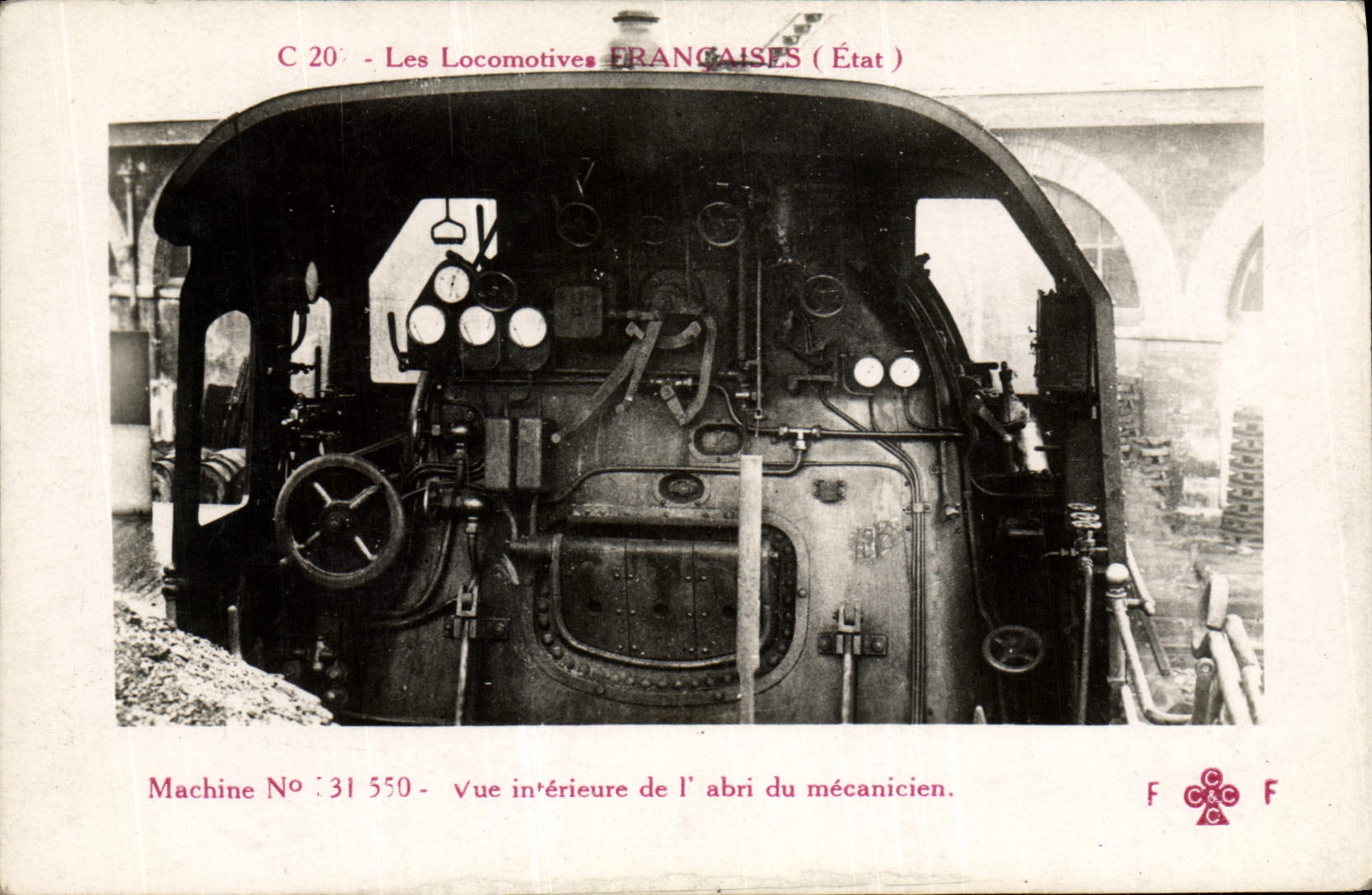 CPA Train Locomotive Machine 31 550 Vue interieure de l'abri du mecanicien 