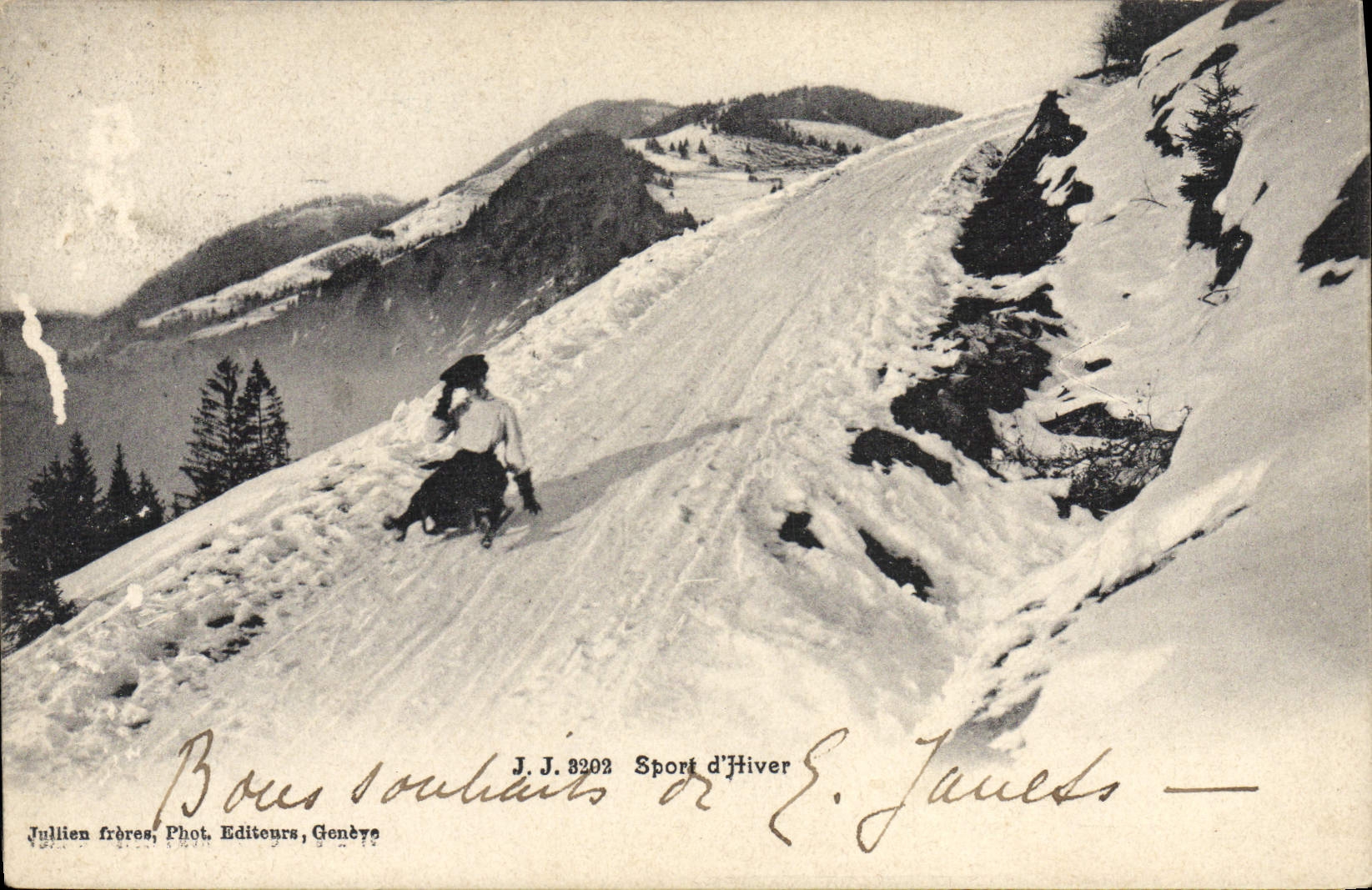 CPA Sports d'hiver Ski Femme en luge