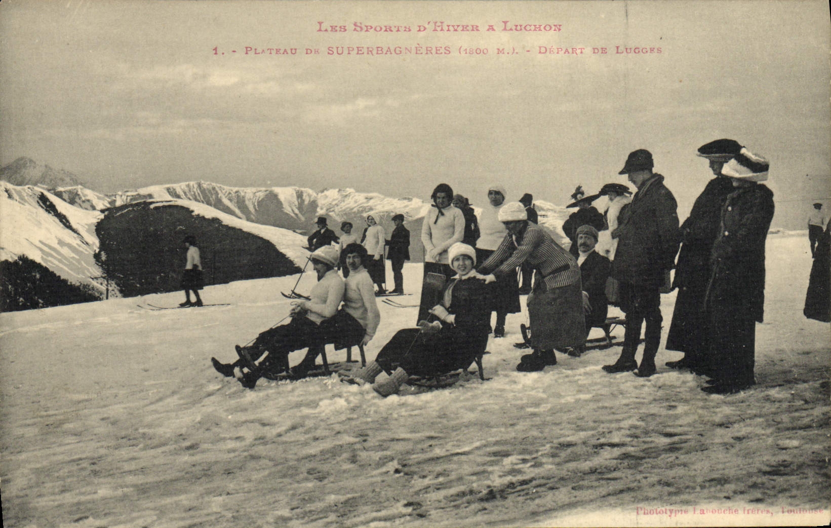 Zimowe sporty w Luchon — Plateau de Superbagnères (1800 m.) — Wjazd z Luguges — Fototypia L'Anouche Irène, Lourdes