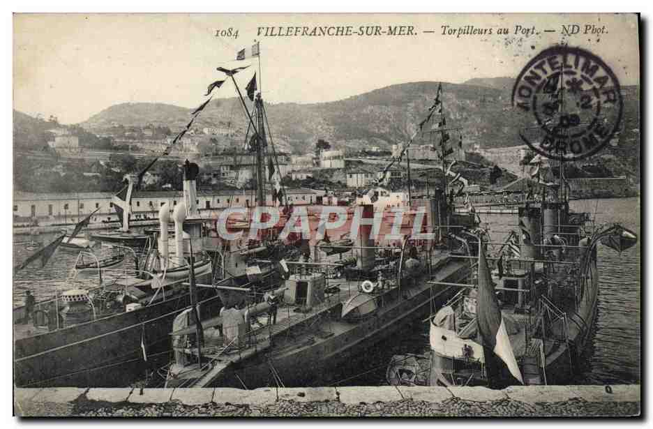 CPA Bateau de guerre Villefranche sur Mer Torpilleurs au port 