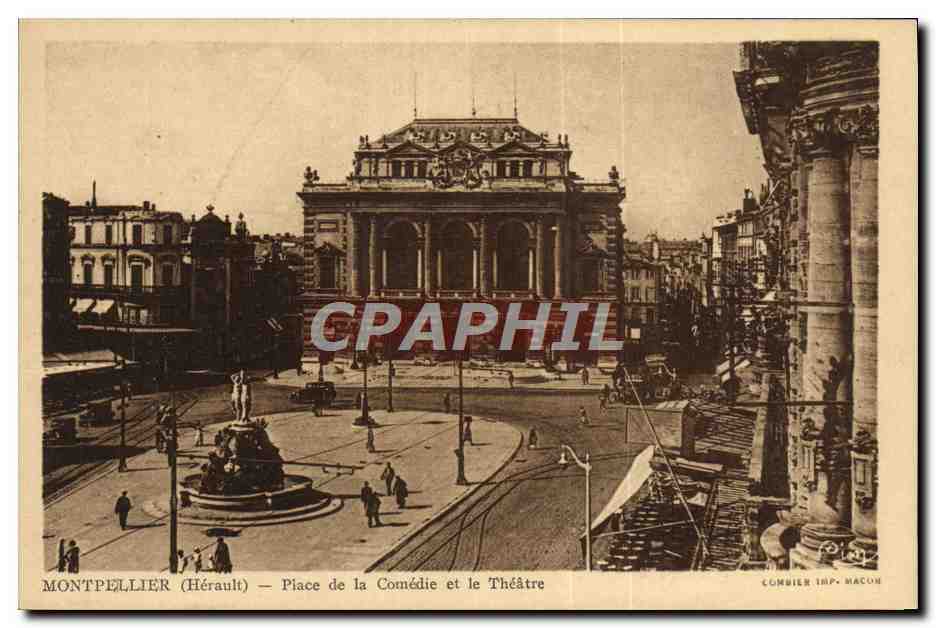 CPA Montpellier Place de la Comedie et le Theatre 