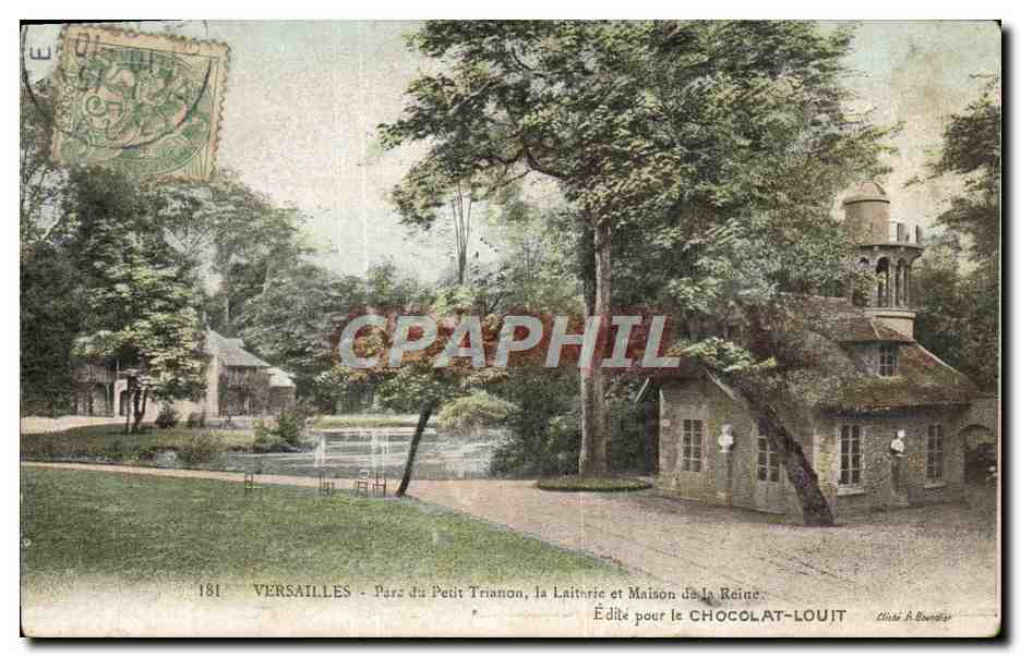 CPA Versailles Parc du Petit Trianon La Laiterie et la maison de la reine 