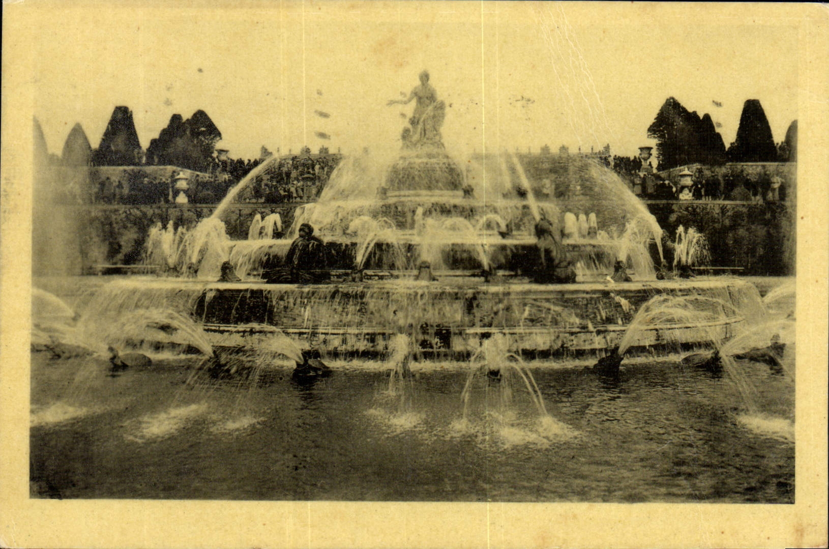 Le Bassin de Latone - Grandes Eaux — Parc du Château de Versailles — éditeur CPAPHIL, n°72