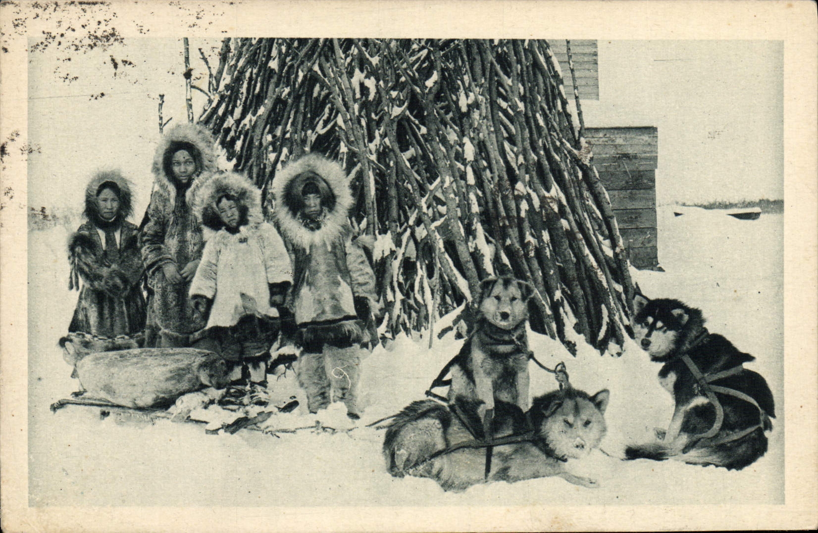 Enfants inuit et chiens de traîneau — Alaska — Imprimerie Réunies de Nancy, Série 6