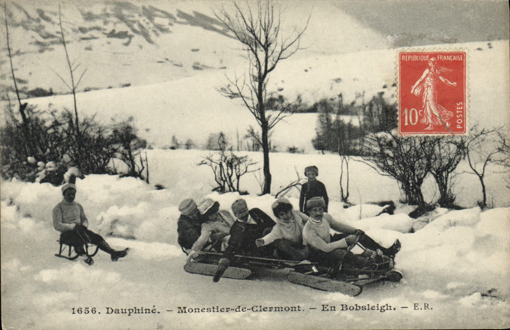 Monestier-de-Clermont — En Bobsleigh — E.R. — 1656. Dauphiné