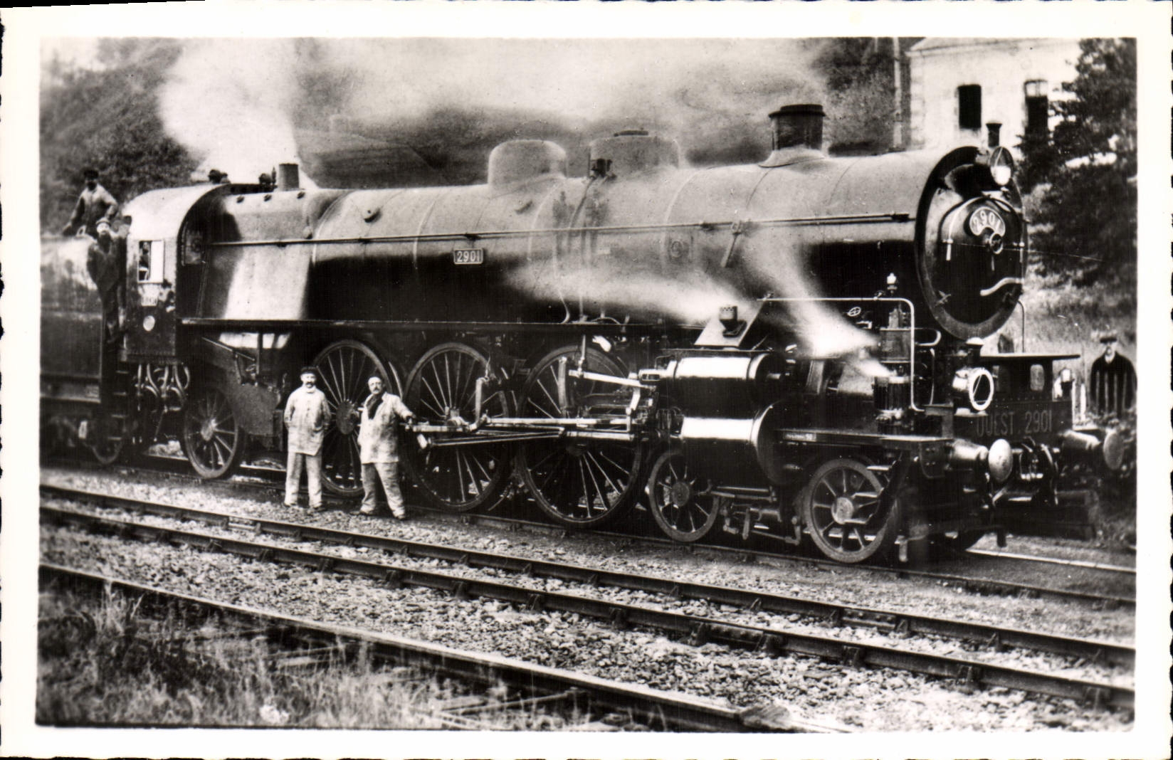 CPA train Locomotive Ancienne Compagnie de l'Ouest 
