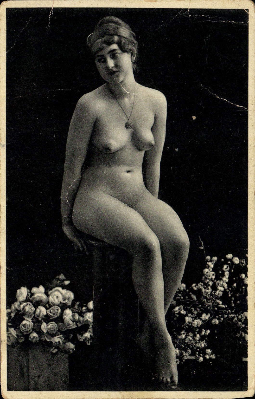 CPA Nu erotique Femme 