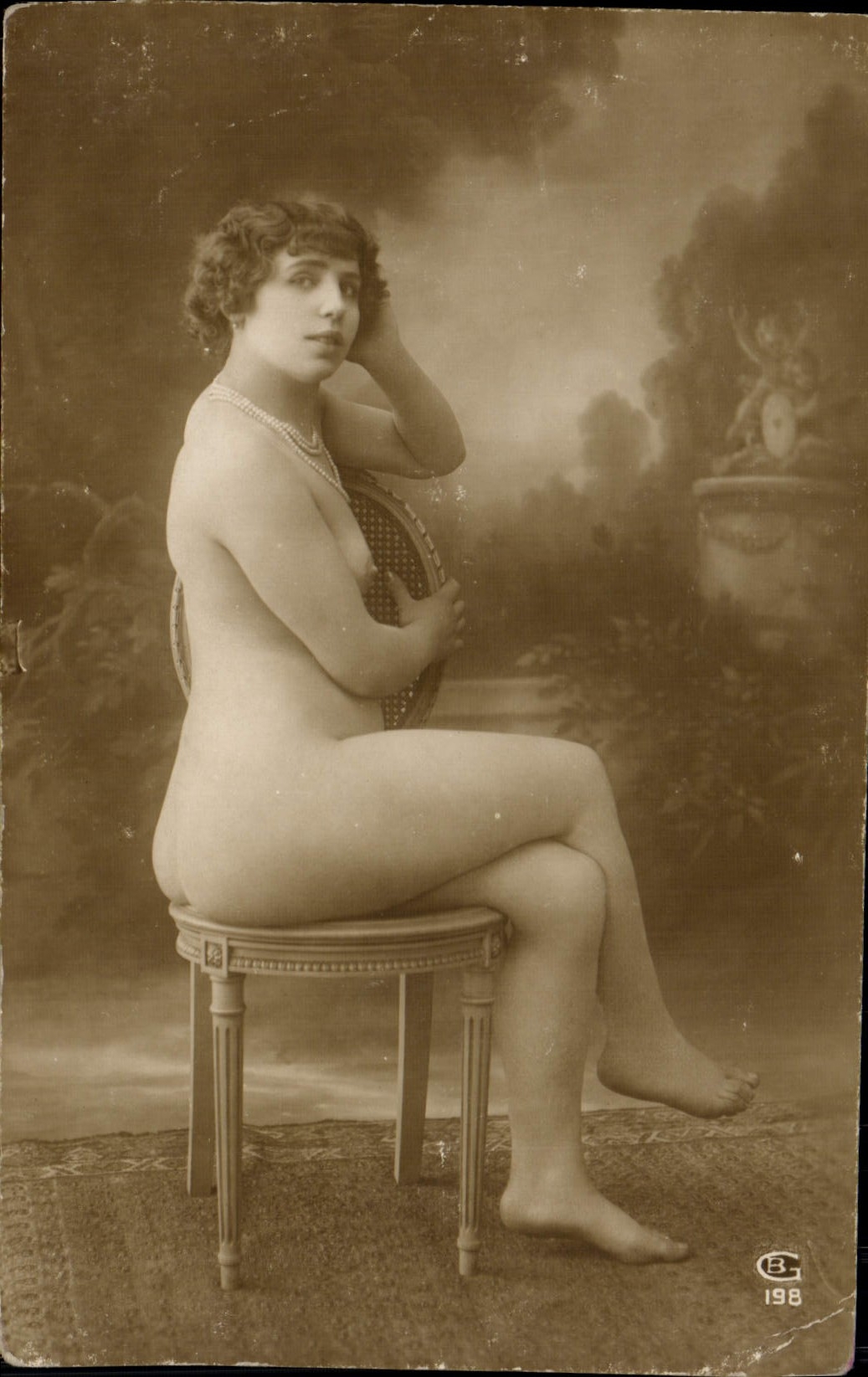 CPA Nu erotique Femme 