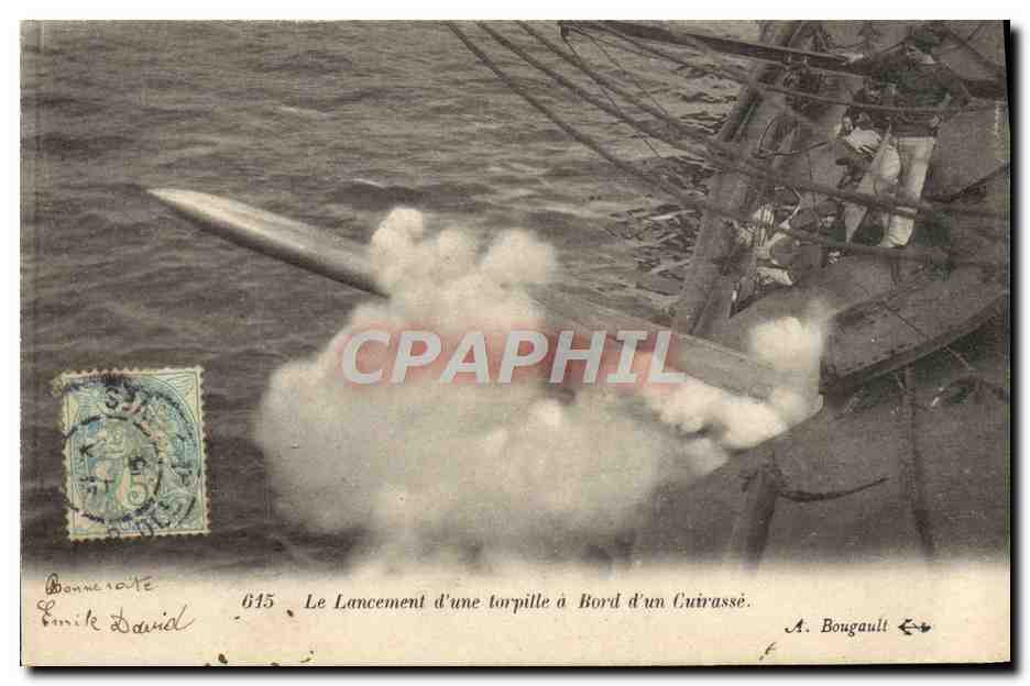 CPA Bateau de guerre Lancement d'une torpille a bord d'un cuirasse 