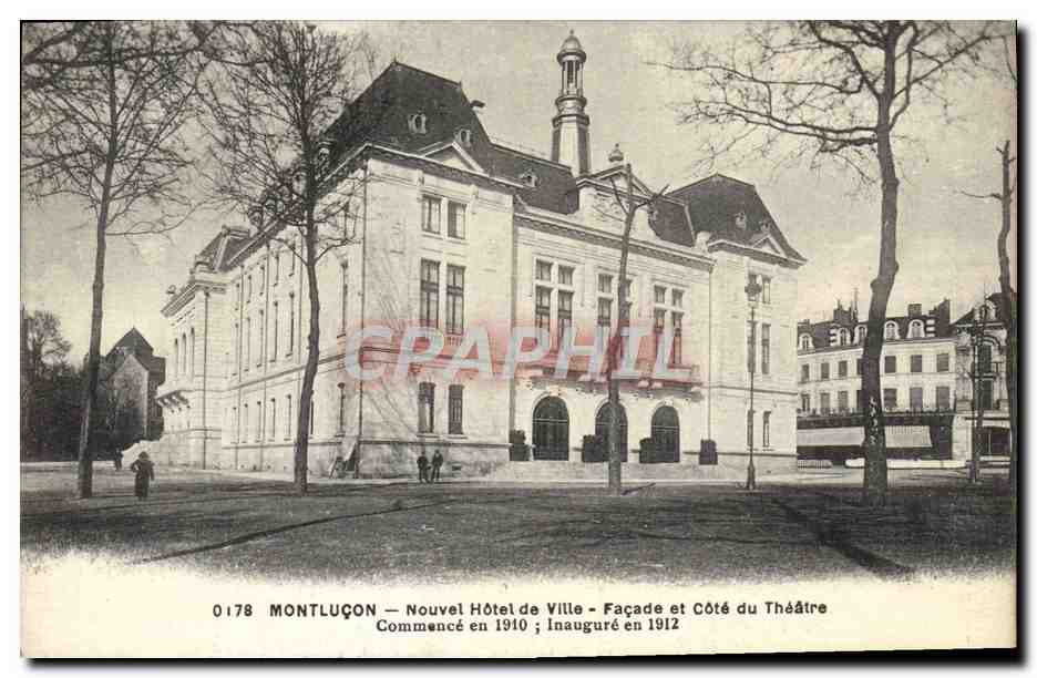CPA Nouvel hotel de ville Facade et cote du Theatre Montlucon