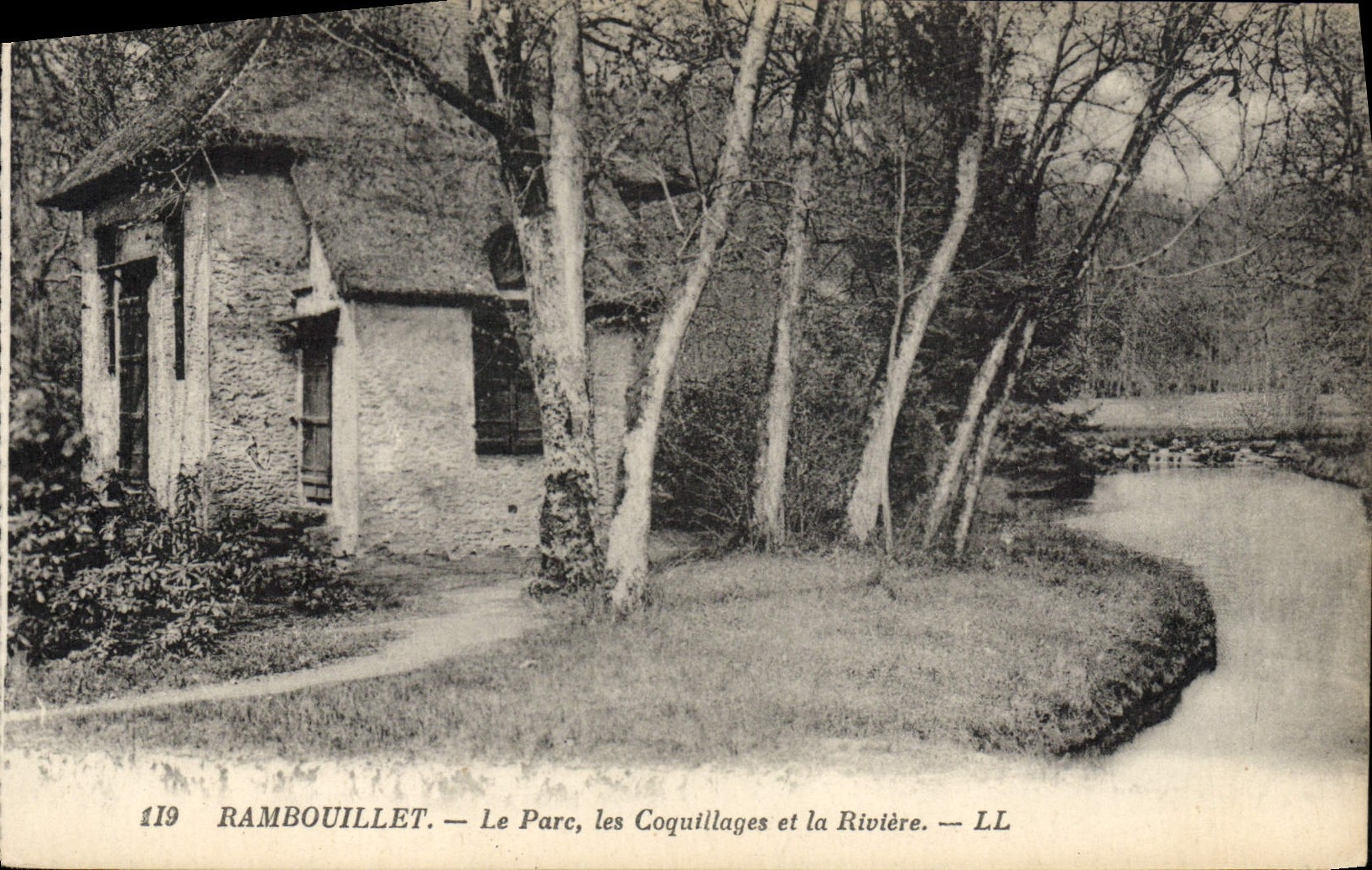 Rambouillet — Le Parc, les Coquillages et la Rivière — LL