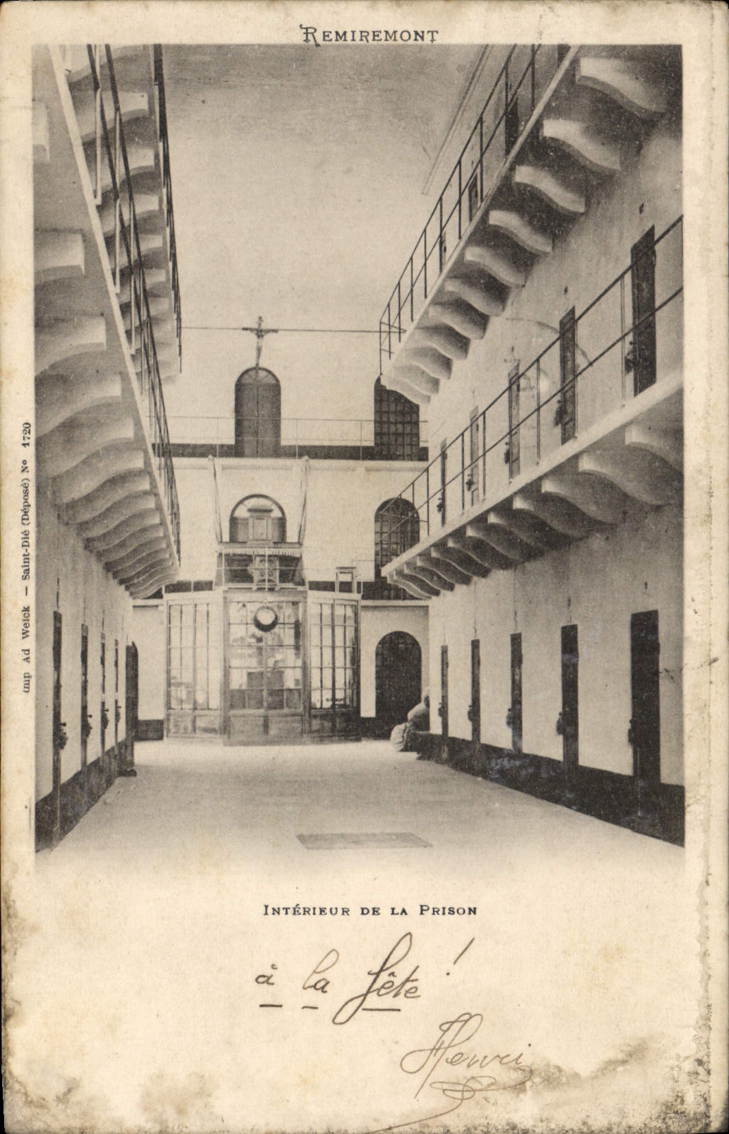 CPA Prison Remiremont Interieur de la prison