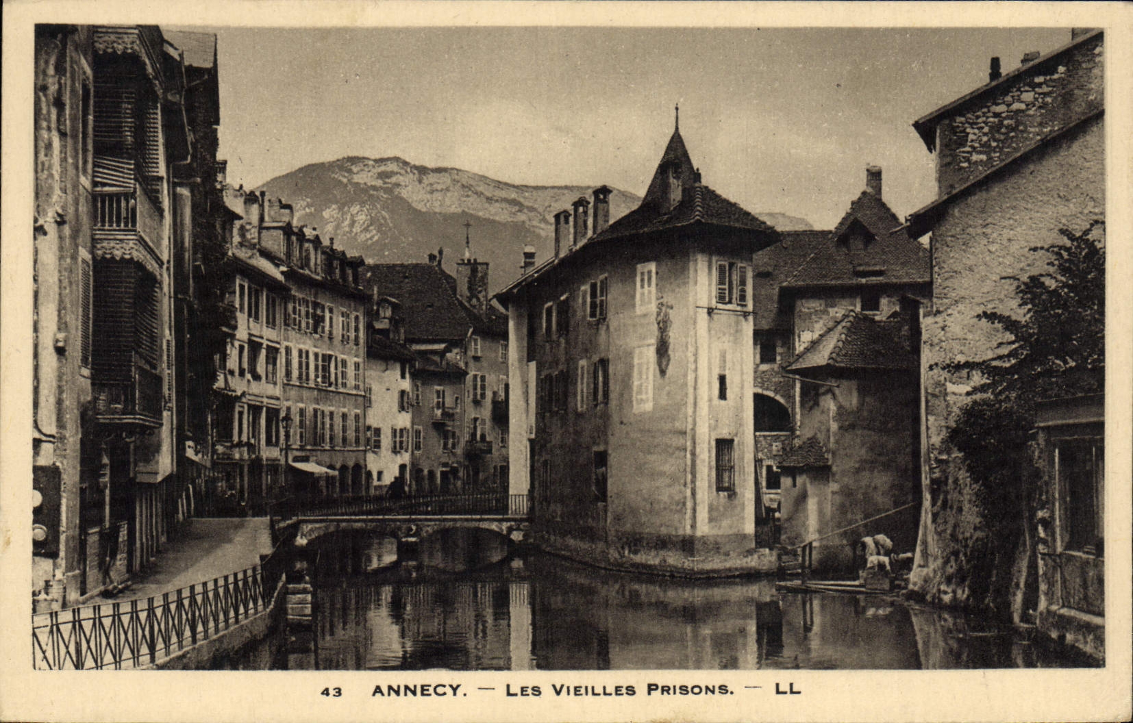 Annecy — Les Vieilles Prisons — LL