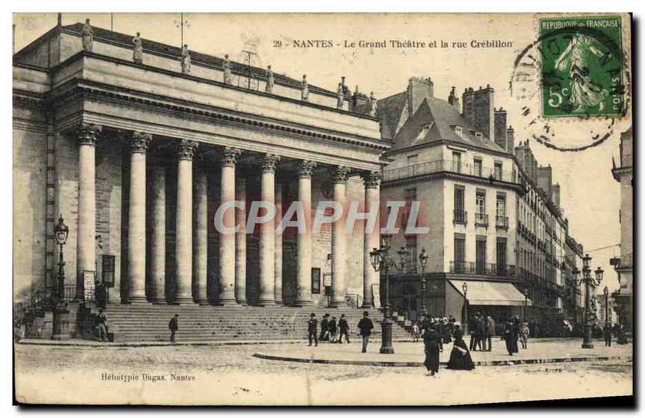 CPA Nantes Le grand Theatre et la rue Crebillon