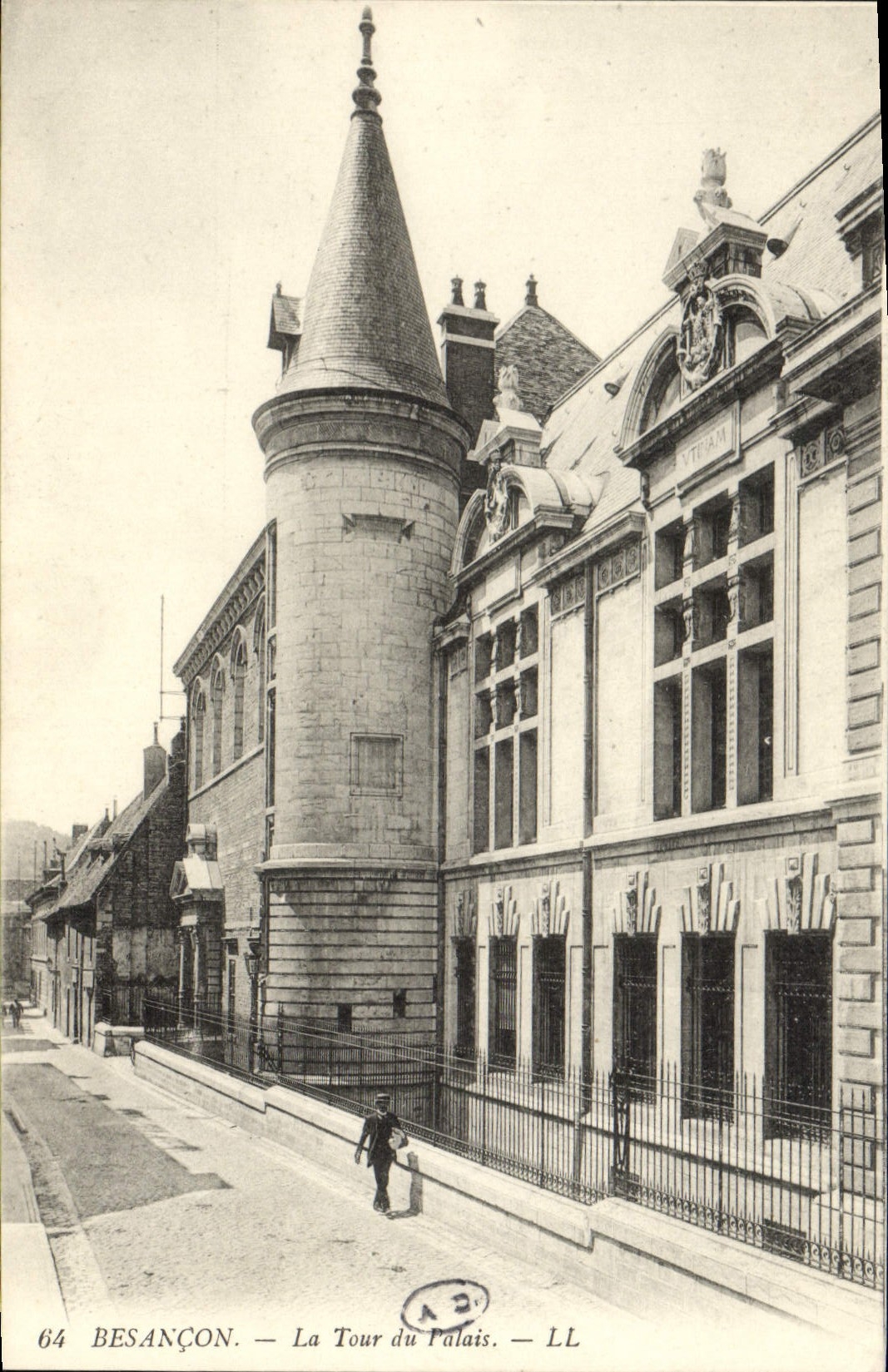 Besançon — La Tour du Palais — LL
