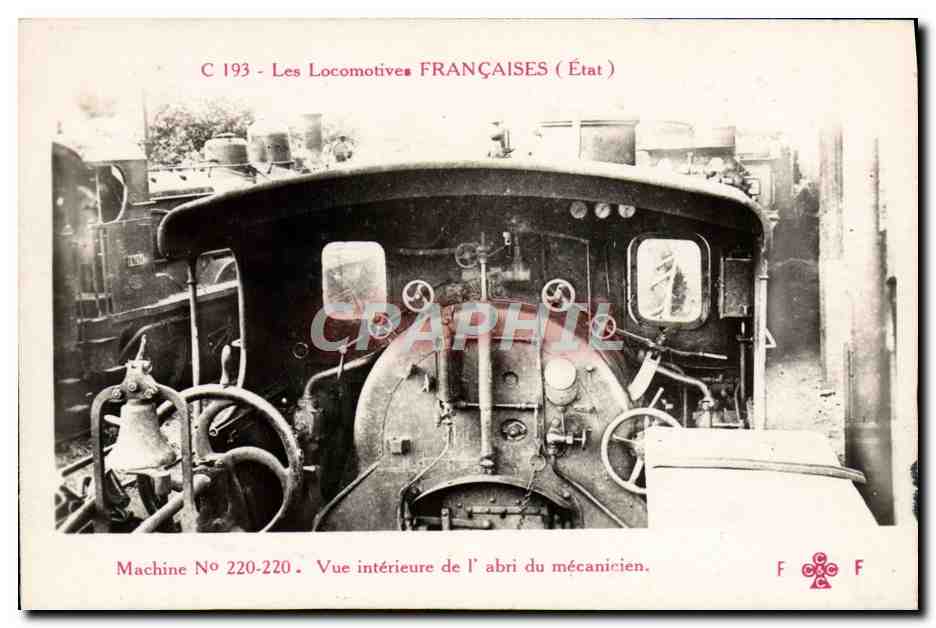 CPA Train Locomotive Machine 220 220 Vue interieure de l'abri du mecanicien