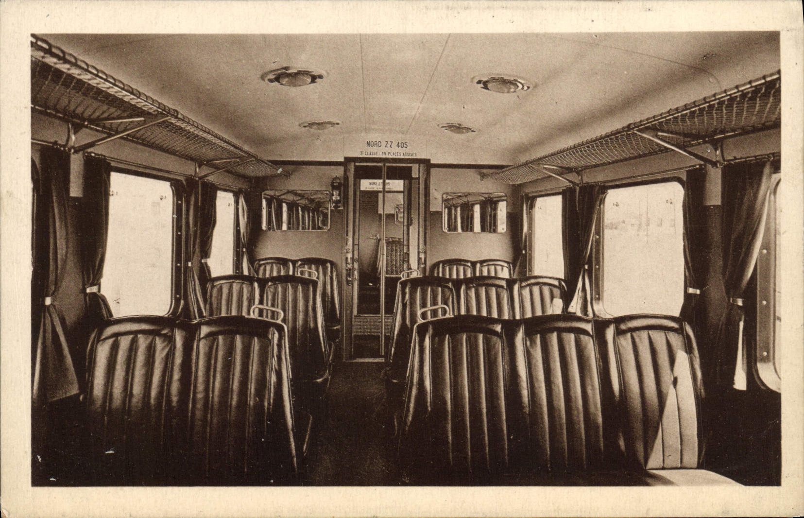 CPA Train Locomotive Chemin de fer du Nord Automotrice Standard Type 1936