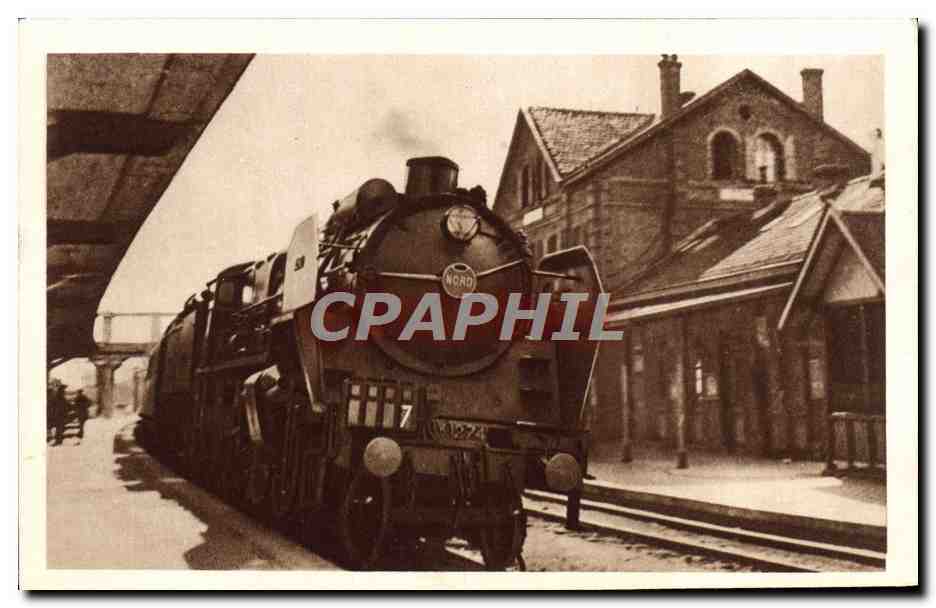 CPA Train Locomotive Chemin de fer du Nord Train rapide Paris Boulogne 