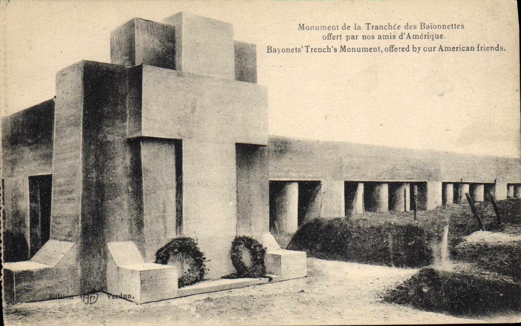 Monument de la Tranchée des Baionnettes — offert par nos amis d'Amérique — Édition Vordinn