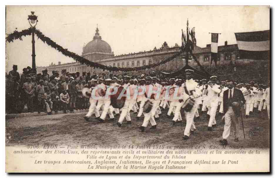 Lyon — Défilé des troupes alliées sur le Pont Wilson, 14 juillet 1918 — CPAPHIL 5706