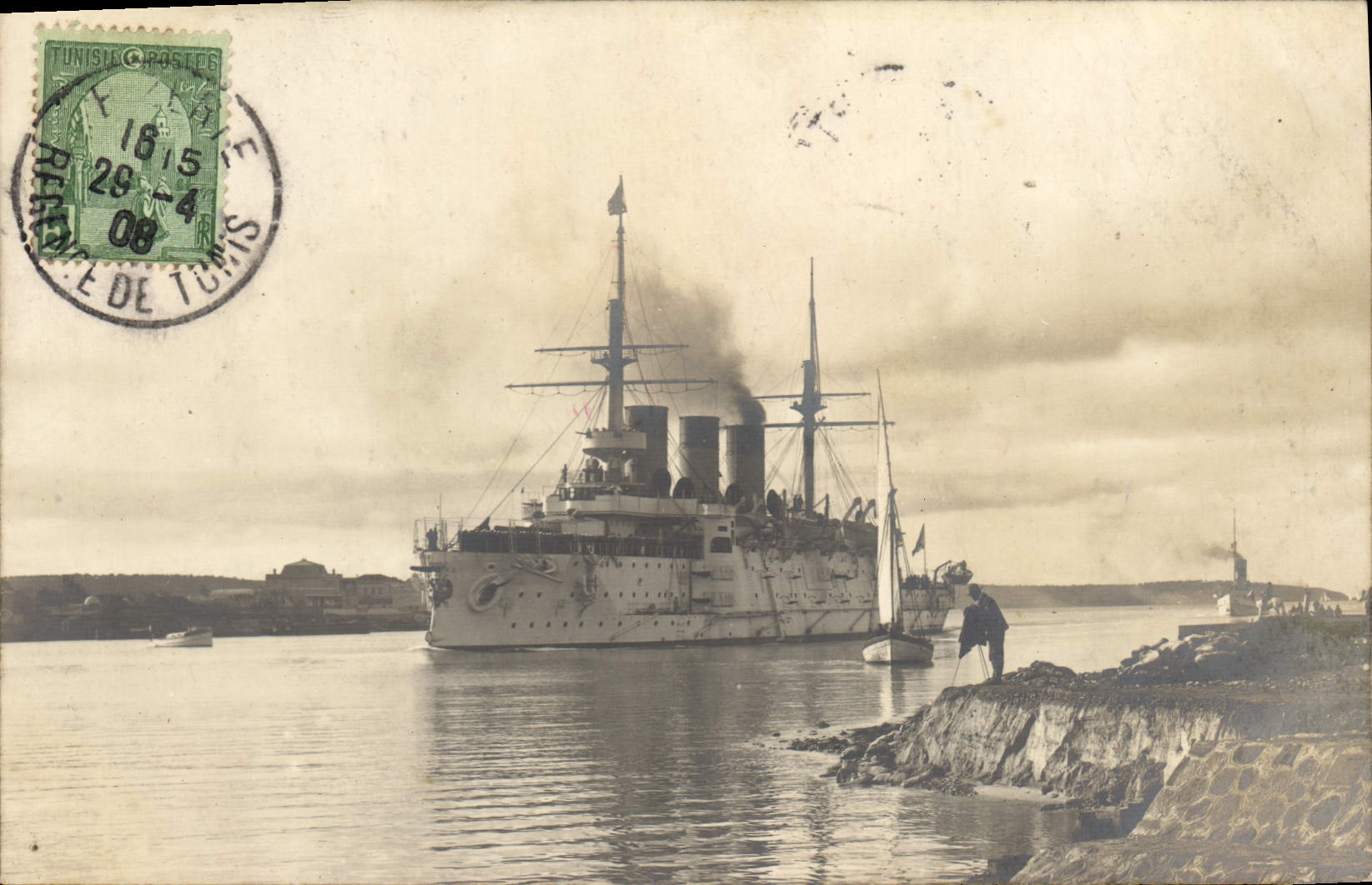 Navire militaire ormeggiato al molo a Bizerte — Tunisia — Foto Laurent, Bizerte