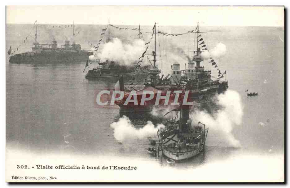 CPA Bateau Guerre Visite officielle a bord de l'escadre 