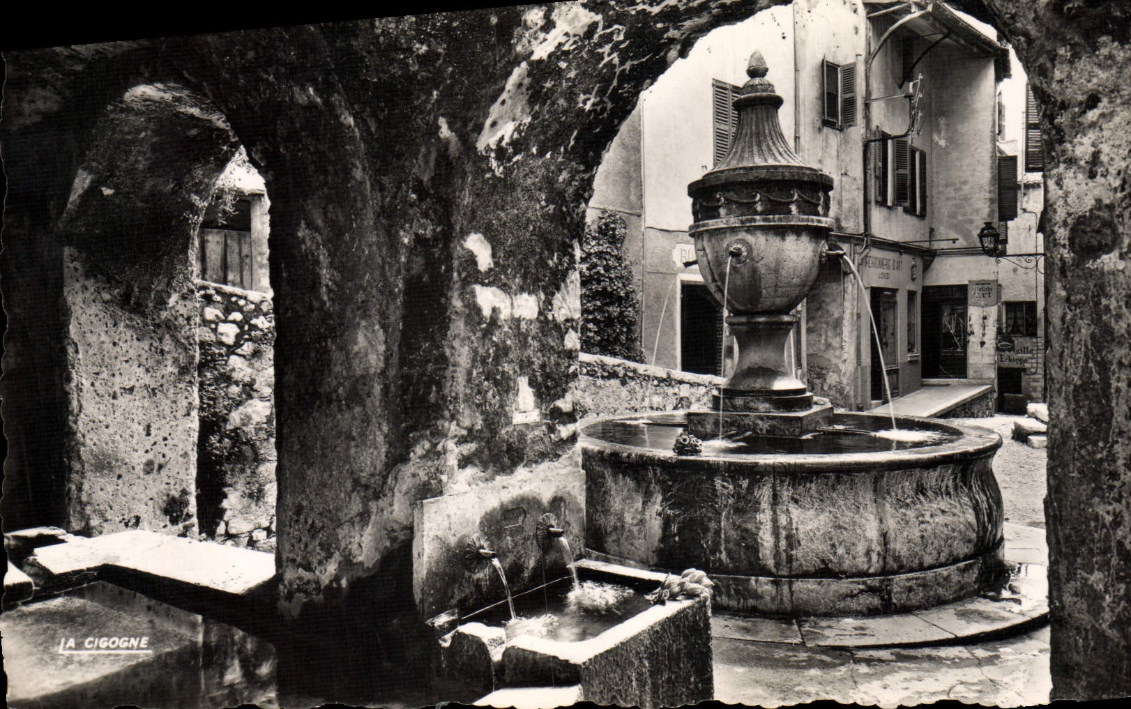CPA Saint Paul Place de la Fontaine